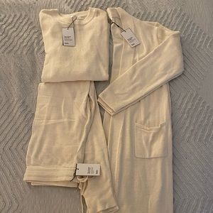 Knix Cream Lounge Set